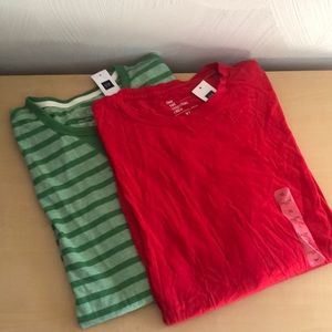 Set of Two Men’s Long Sleeve Tops